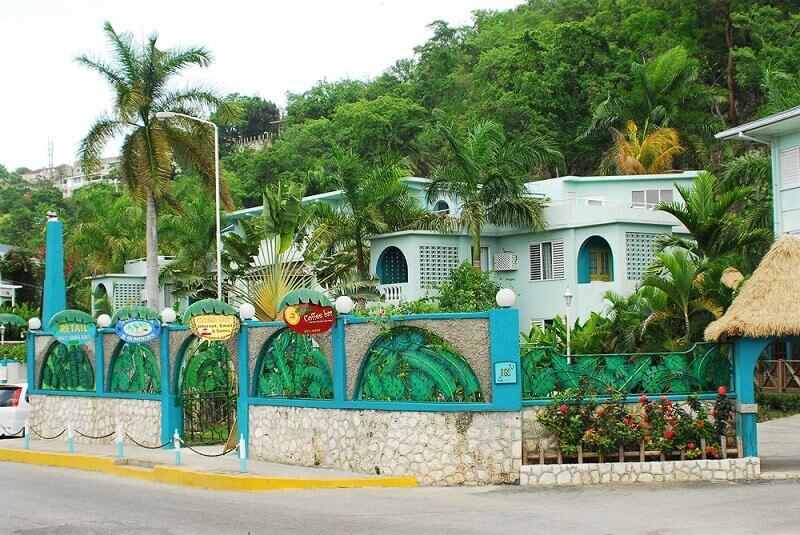Doctors Cave Beach Hotel in Montego Bay, Jamaica